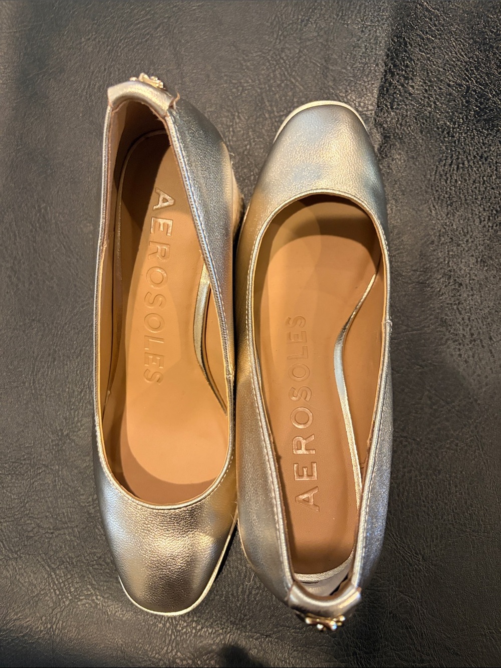 AEROSOLES Metallic Gold Wedge Espadrille Slip-On 7M - Picture 2 of 5